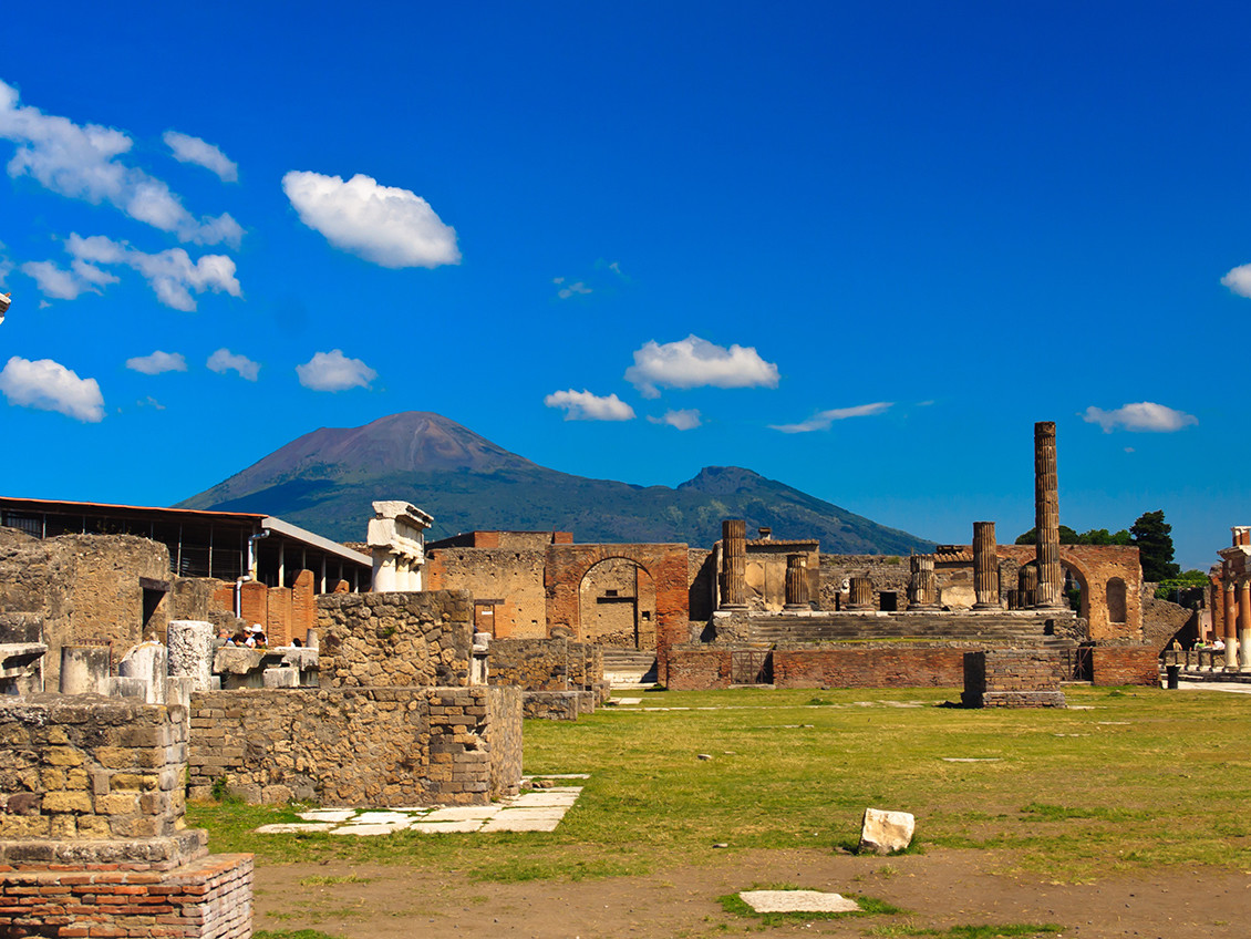 Tour di Pompei e Ercolano con assaggio vini | Star cars luxury tours